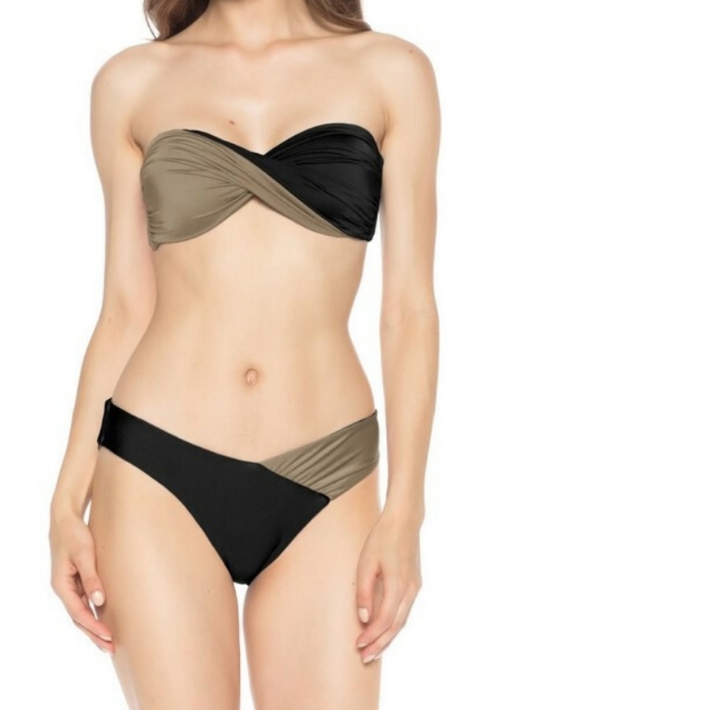 Isabella Rose Lagoon Reversible Cove Bikini Medium Large